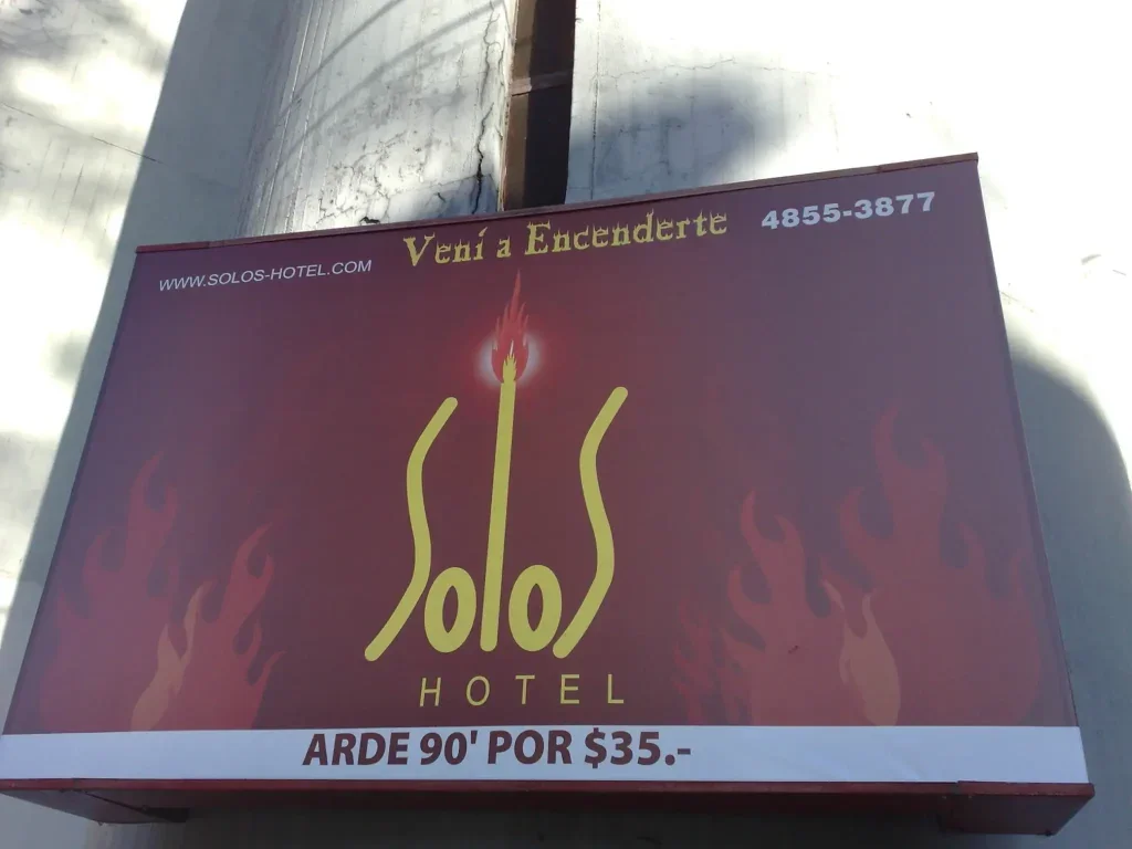 Cartel de un Telo