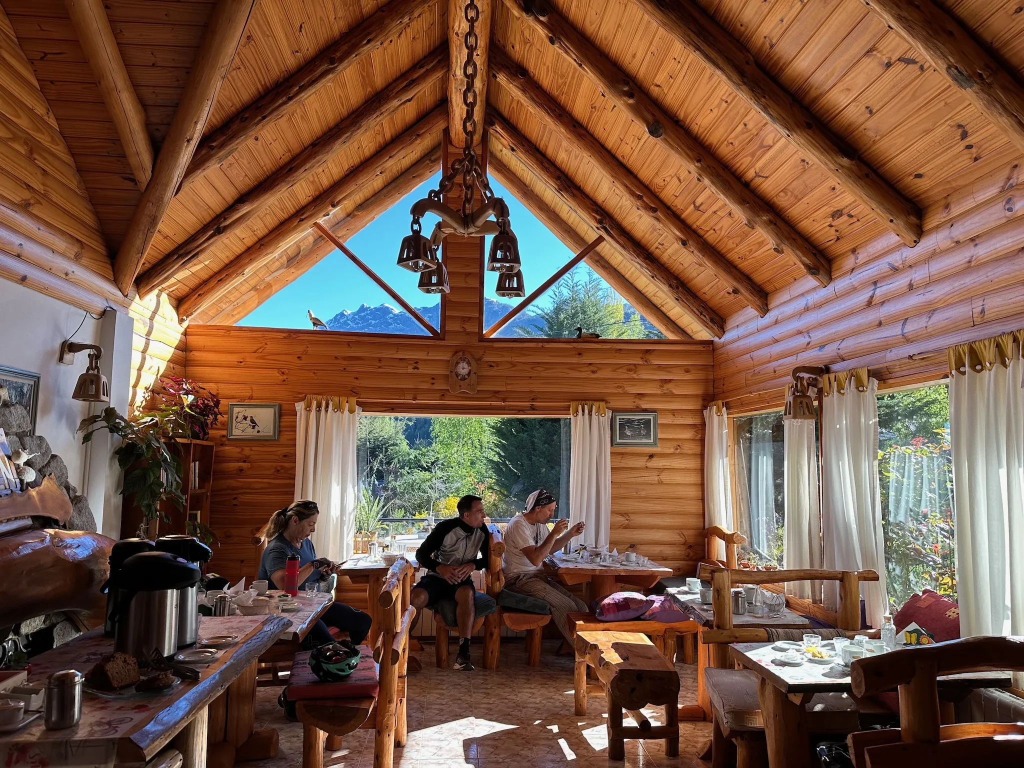 Desayunando para partir en Hostería Epulén