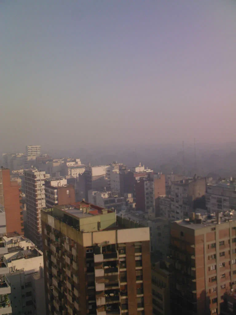 Humo en Av Las Heras