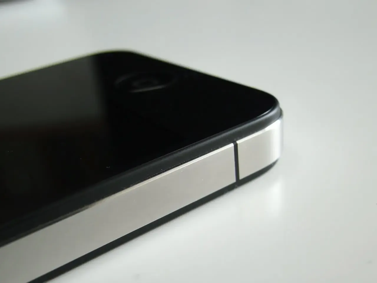 No es otro review del iPhone 4