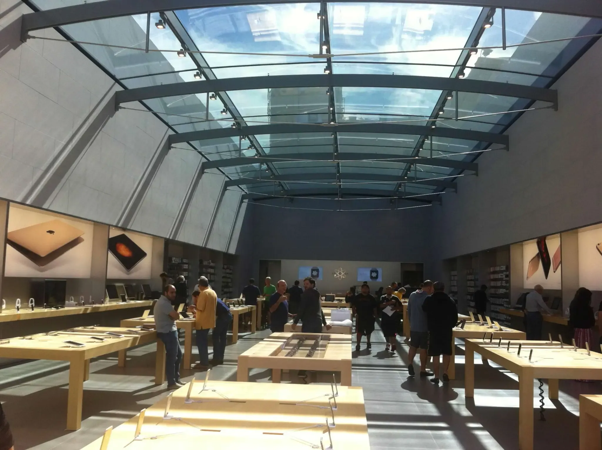 La primera Apple Store en Argentina para el 2018