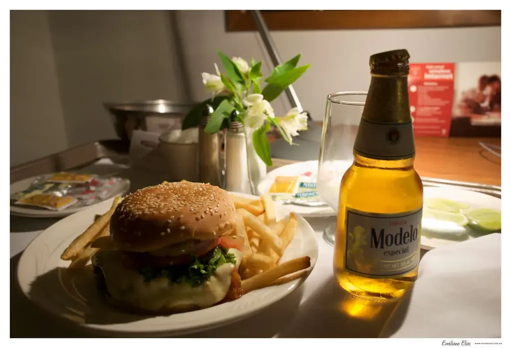 Cenando en México